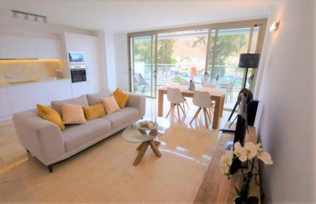 Suite Ribera Del Puerto Пуэрто-де-Моган Экстерьер фото